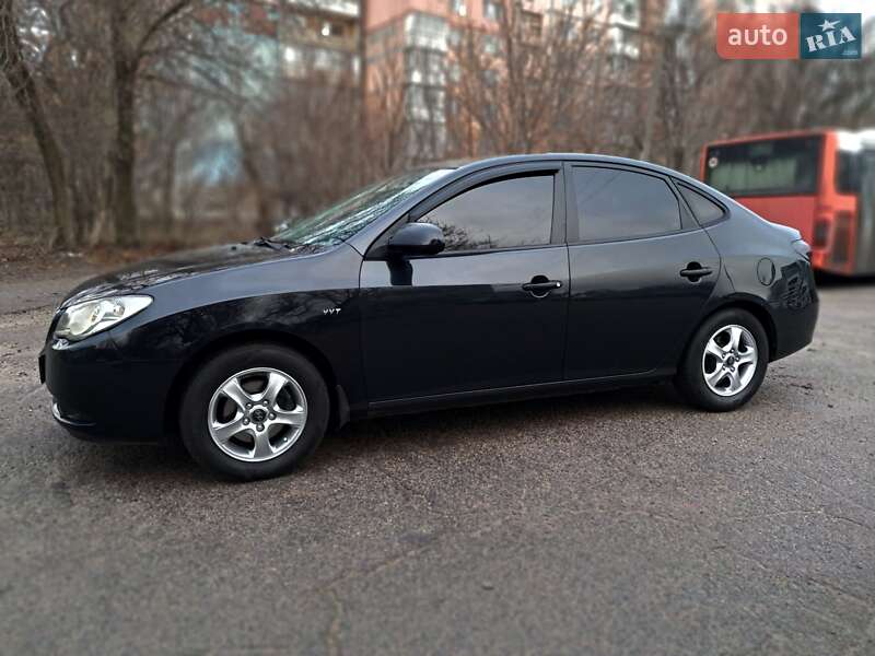 Седан Hyundai Elantra 2008 в Запоріжжі