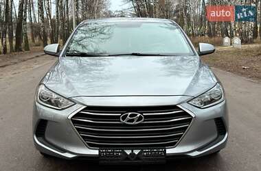 Седан Hyundai Elantra 2016 в Охтирці