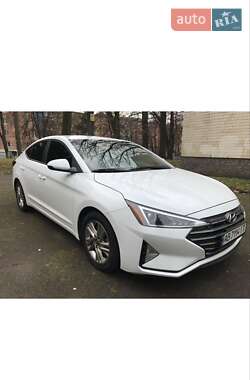 Седан Hyundai Elantra 2018 в Виннице