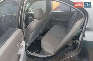 Седан Hyundai Elantra 2005 в Прилуках