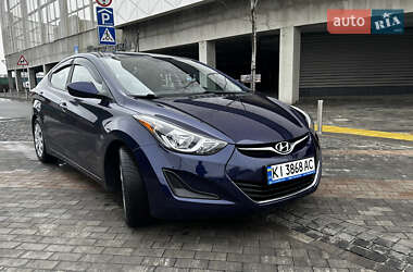 Седан Hyundai Elantra 2014 в Києві