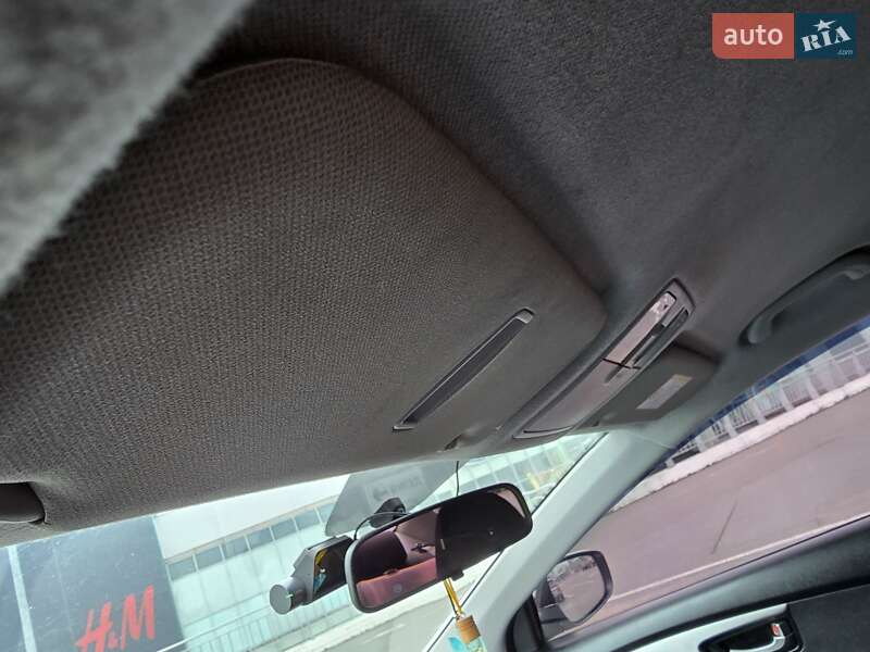 Седан Hyundai Elantra 2013 в Киеве