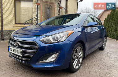 Хетчбек Hyundai Elantra 2015 в Чернігові