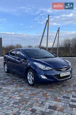 Седан Hyundai Elantra 2013 в Києві