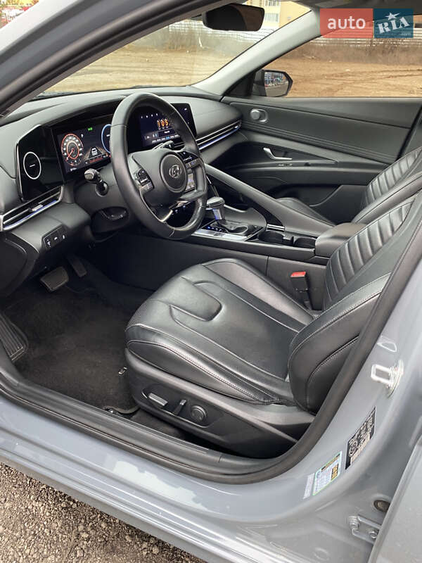 Седан Hyundai Elantra 2021 в Києві