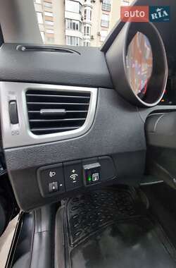 Седан Hyundai Elantra 2013 в 