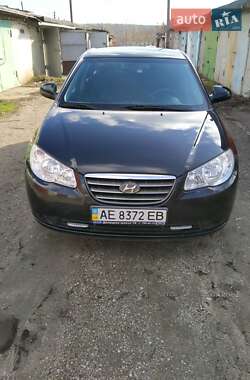 Седан Hyundai Elantra 2008 в Кривом Роге