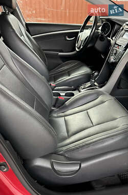 Хэтчбек Hyundai Elantra 2014 в 