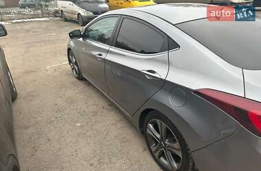 Хетчбек Hyundai Elantra 2014 в Дніпрі