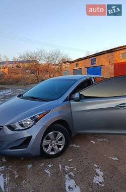 Седан Hyundai Elantra 2014 в Недригайліву