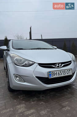 Седан Hyundai Elantra 2011 в Городке