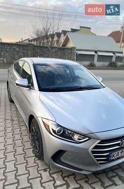 Седан Hyundai Elantra 2016 в 