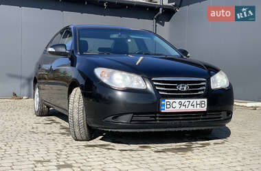 Седан Hyundai Elantra 2011 в Львове