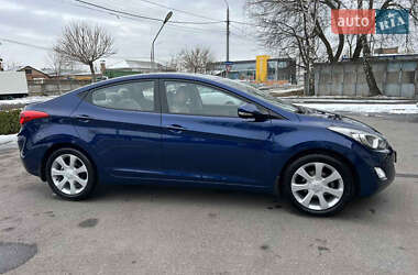 Седан Hyundai Elantra 2012 в Києві