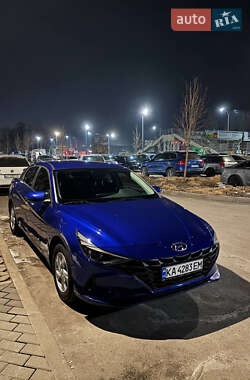 Седан Hyundai Elantra 2021 в Києві