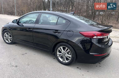 Седан Hyundai Elantra 2018 в Днепре