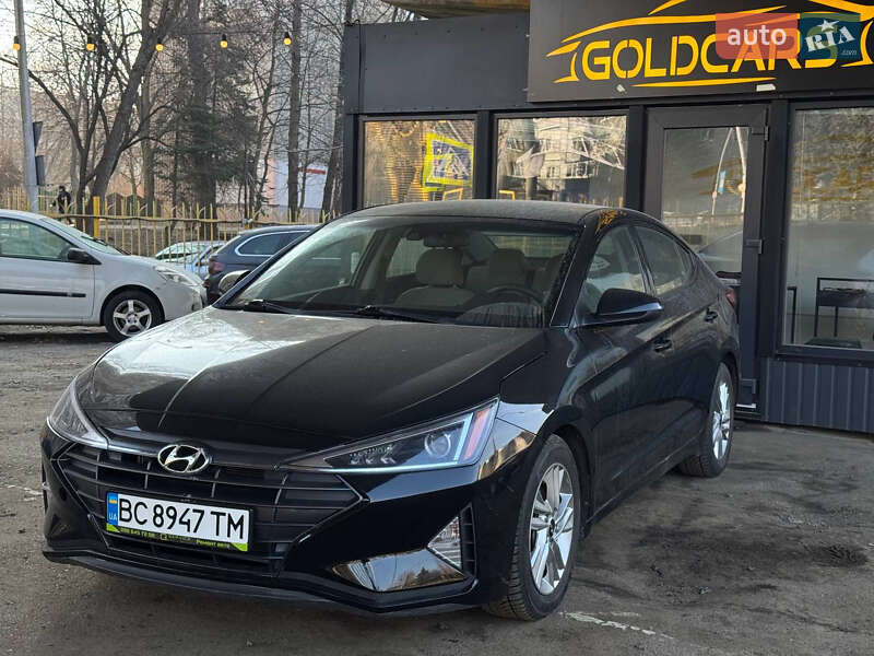 Седан Hyundai Elantra 2020 в Львові