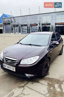 Седан Hyundai Elantra 2011 в Миколаєві