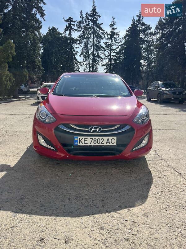 Седан Hyundai Elantra 2012 в 