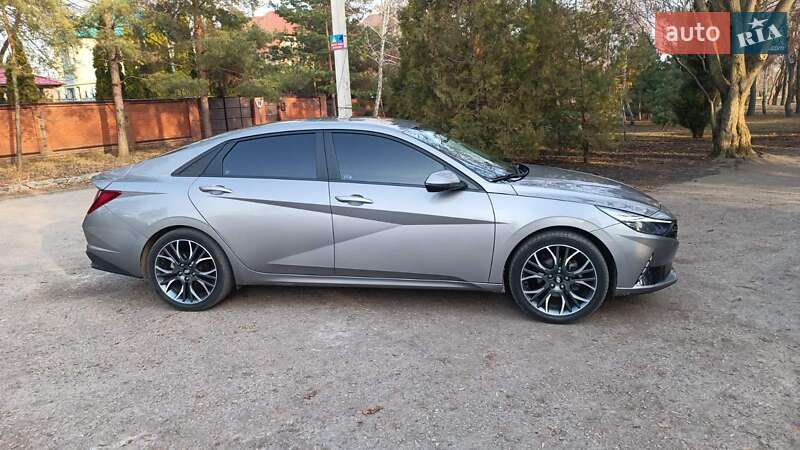 Седан Hyundai Elantra 2021 в Харькове