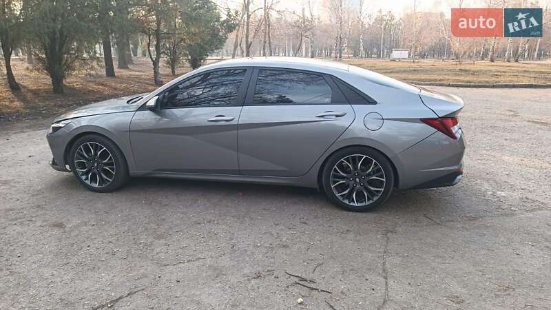 Седан Hyundai Elantra 2021 в Харькове