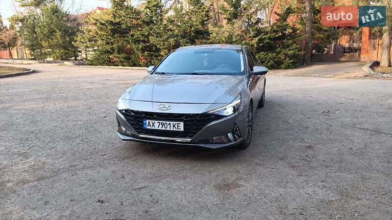 Седан Hyundai Elantra 2021 в Харькове