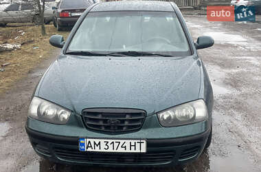 Седан Hyundai Elantra 2001 в Коростене