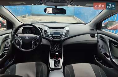 Седан Hyundai Elantra 2014 в 