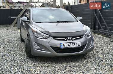 Седан Hyundai Elantra 2015 в 