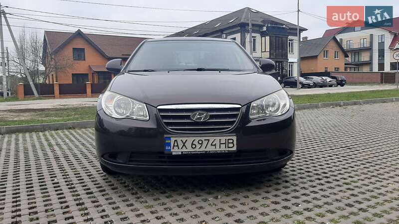 Седан Hyundai Elantra 2008 в Броварах