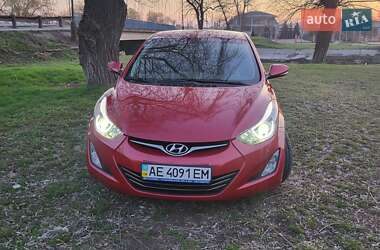 Седан Hyundai Elantra 2014 в 