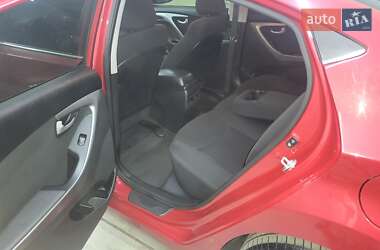 Седан Hyundai Elantra 2014 в 