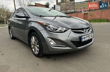 Седан Hyundai Elantra 2015 в 