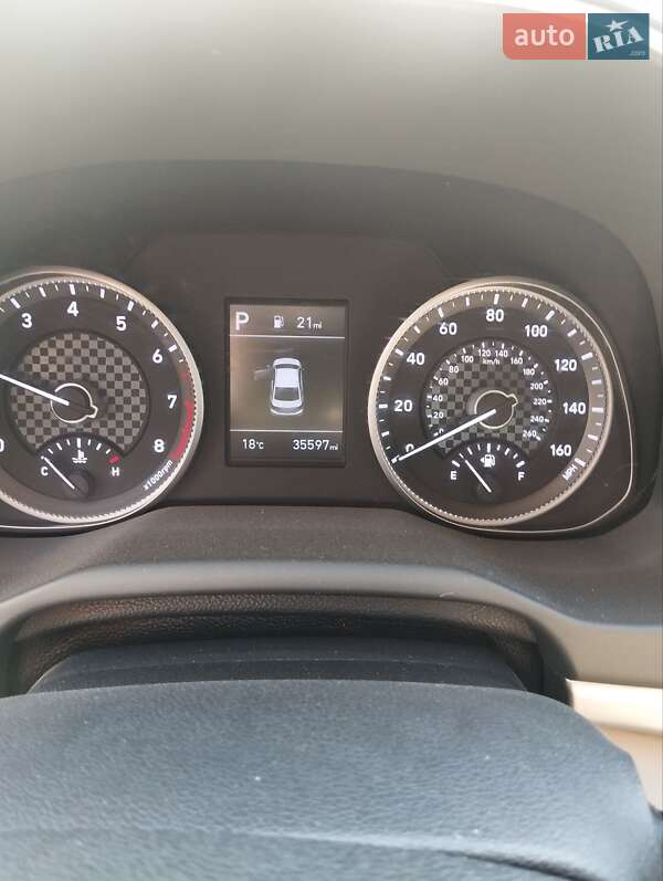 Седан Hyundai Elantra 2020 в Киеве