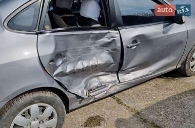 Седан Hyundai Elantra 2011 в 