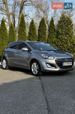 Хетчбек Hyundai Elantra 2013 в 