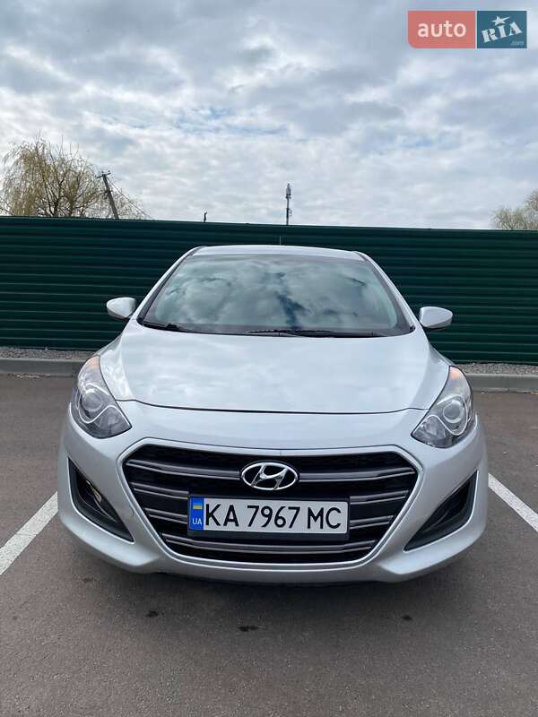 Hyundai Elantra 2015