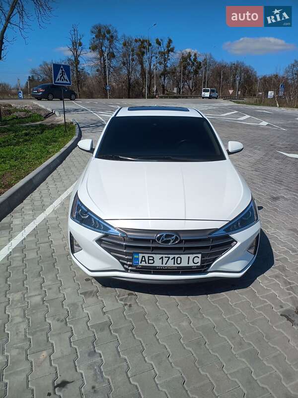 Седан Hyundai Elantra 2020 в Тульчині