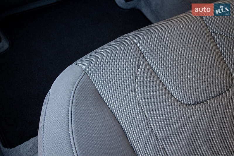 Седан Hyundai Elantra 2022 в Львове