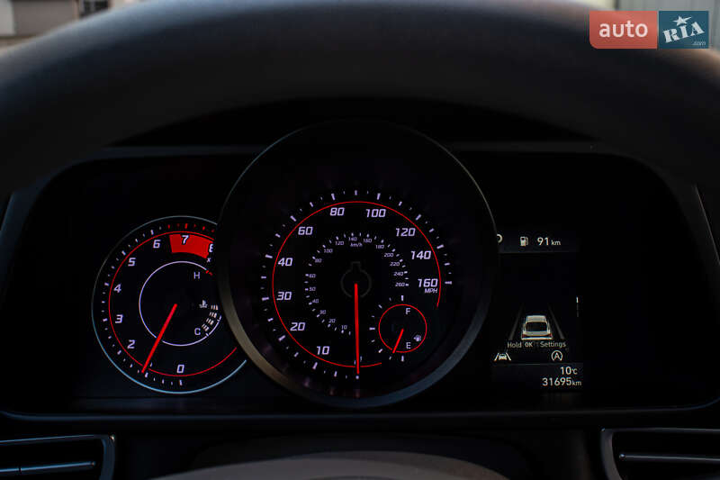 Седан Hyundai Elantra 2022 в Львове