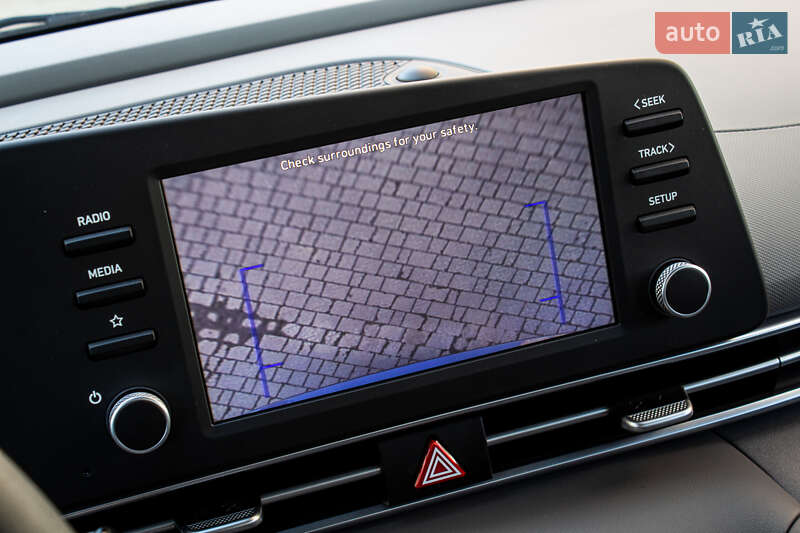 Седан Hyundai Elantra 2022 в Львове