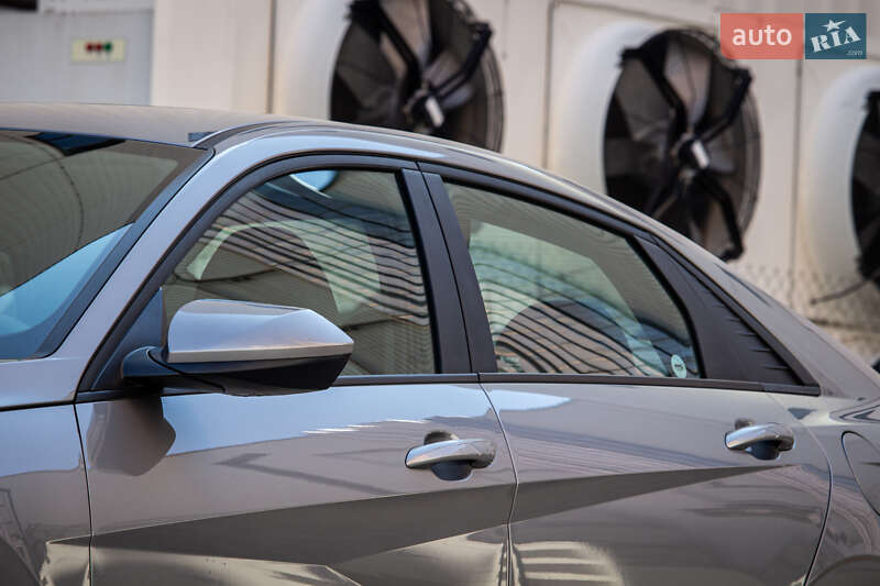 Седан Hyundai Elantra 2022 в Львове