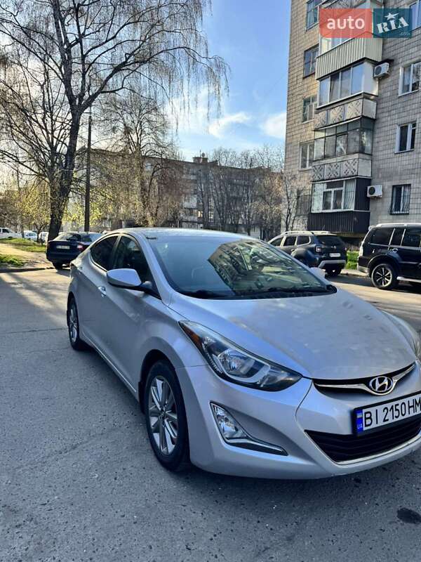 Седан Hyundai Elantra 2014 в 