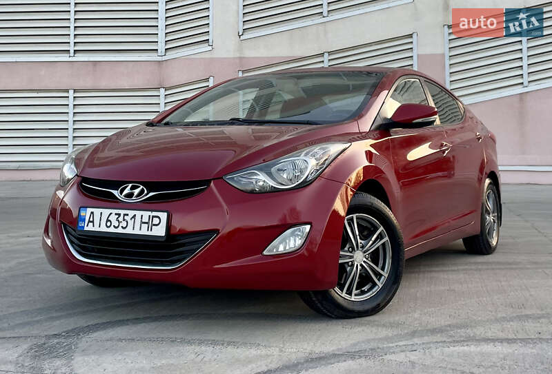 Седан Hyundai Elantra 2011 в 