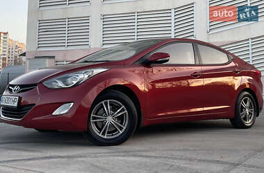 Седан Hyundai Elantra 2011 в 