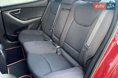 Седан Hyundai Elantra 2011 в 
