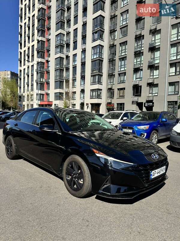 Седан Hyundai Elantra 2022 в Киеве