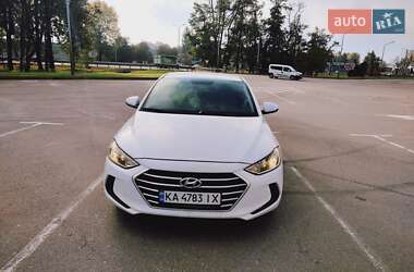 Седан Hyundai Elantra 2017 в Киеве