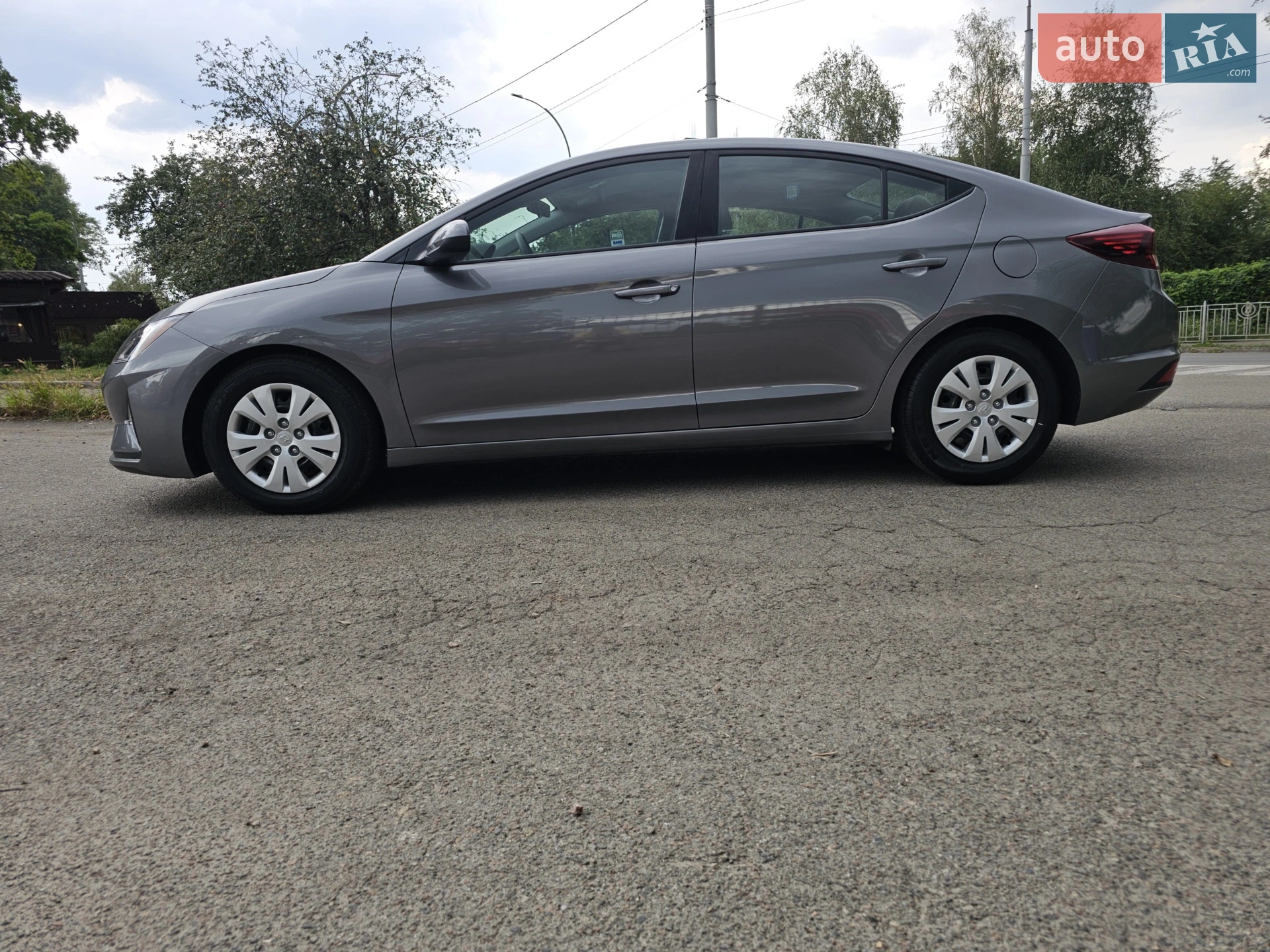 2019 Hyundai Elantra - мініатюра 8
