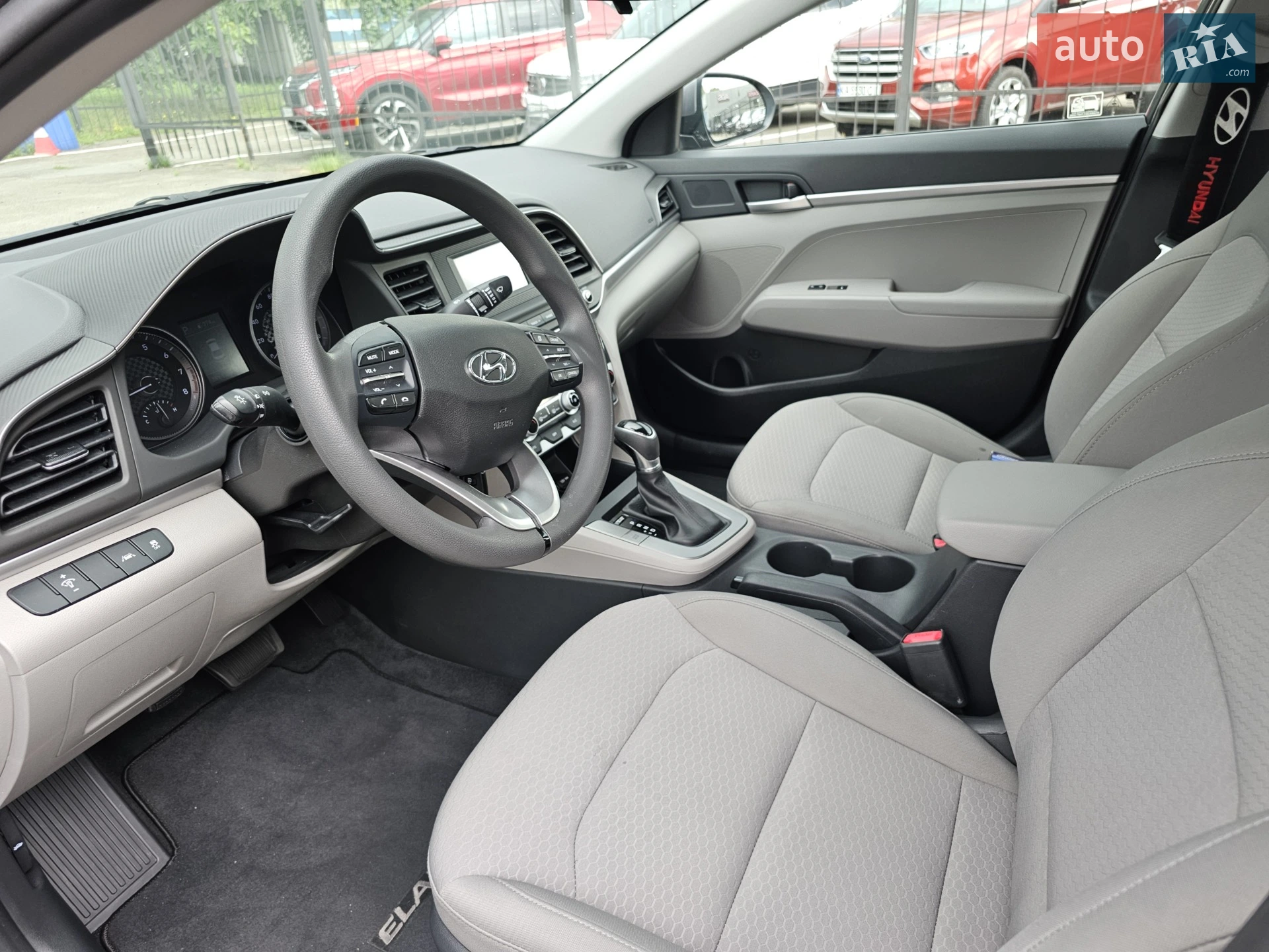 2019 Hyundai Elantra - мініатюра 10